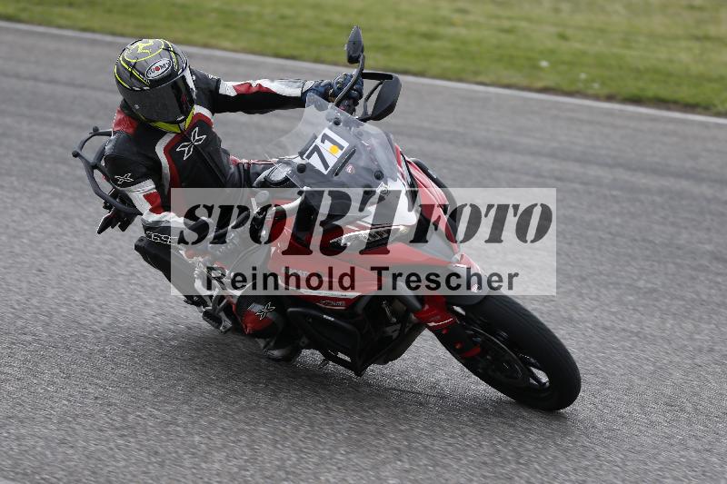 Archiv-2025/10 23.04.2025 Cornu Master School ADR/rot-rouge/71